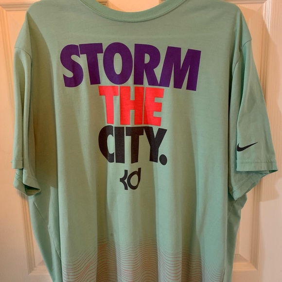 Nike Storm The City KD Tee Size XL - Picture 2 of 4